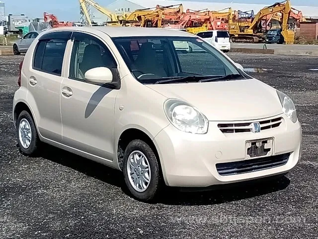 Toyota Passo X