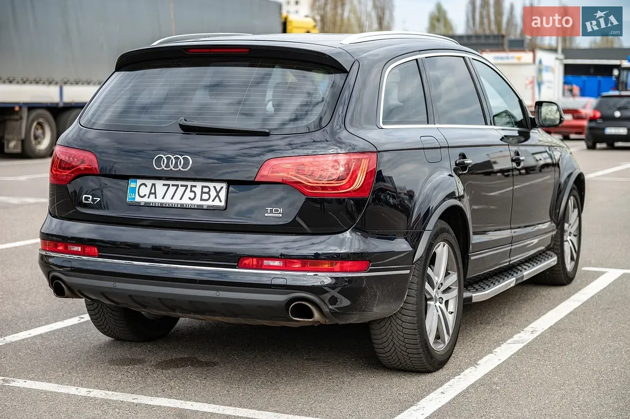Audi Q7 2015 photo 5