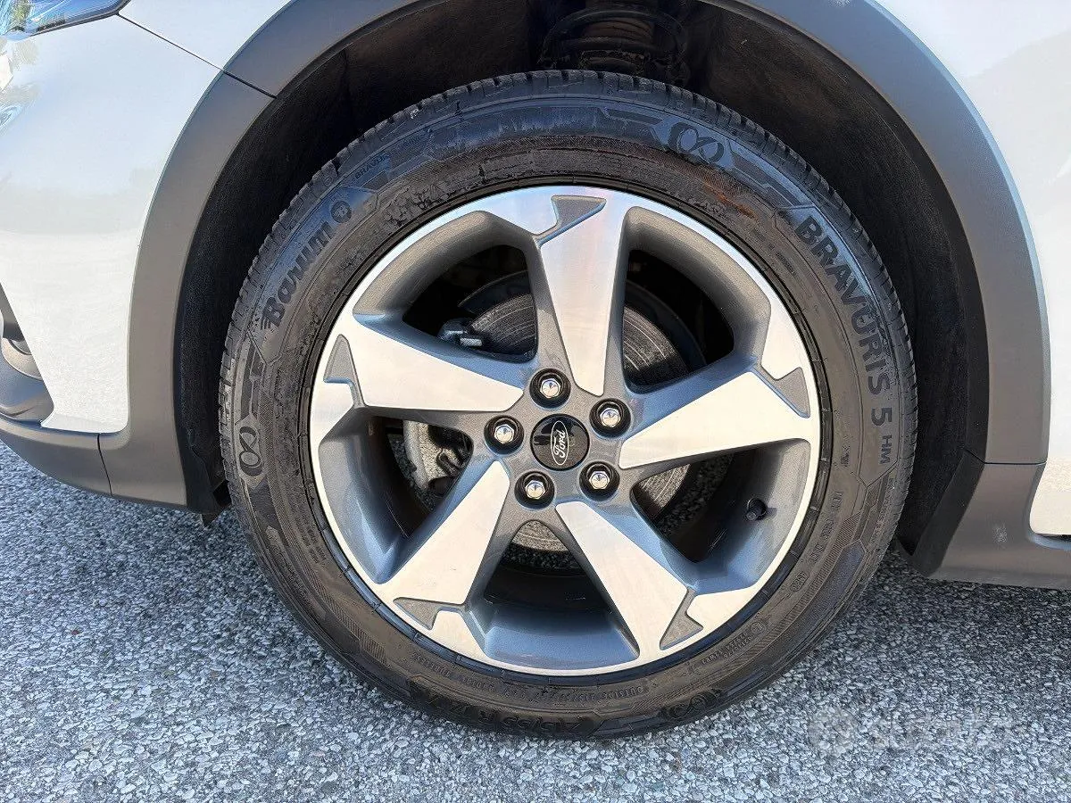 Ford Focus Active 2020 photo 5