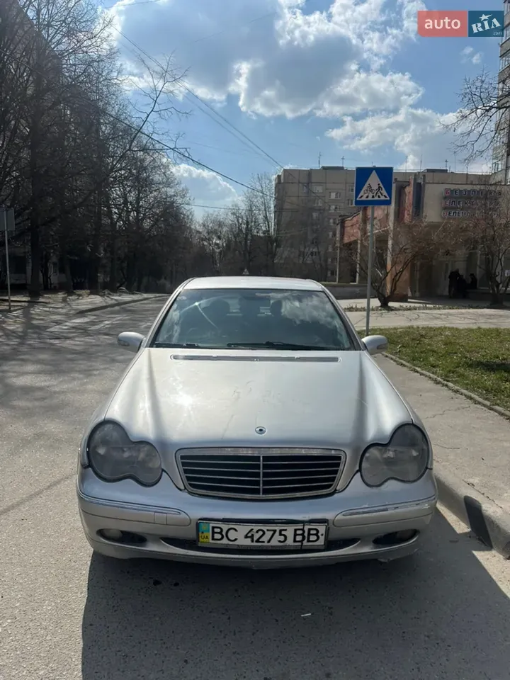 Mercedes-Benz C-Class