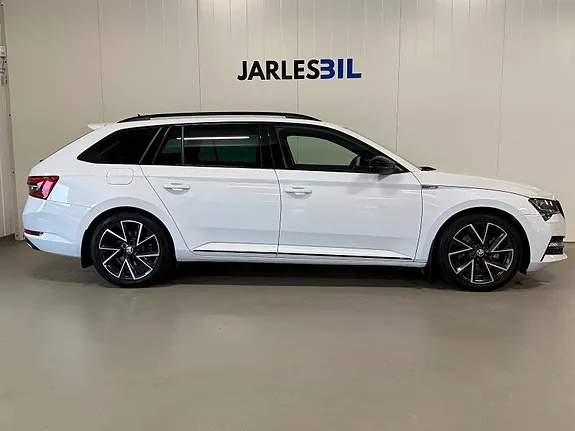 Skoda Superb 2024 photo 2