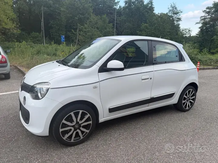 Renault Twingo 2014 photo 2