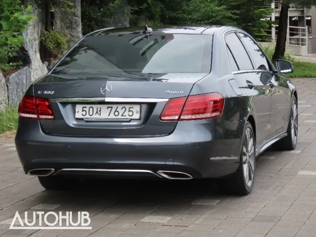 Mercedes-Benz E-Class 2014 photo 3