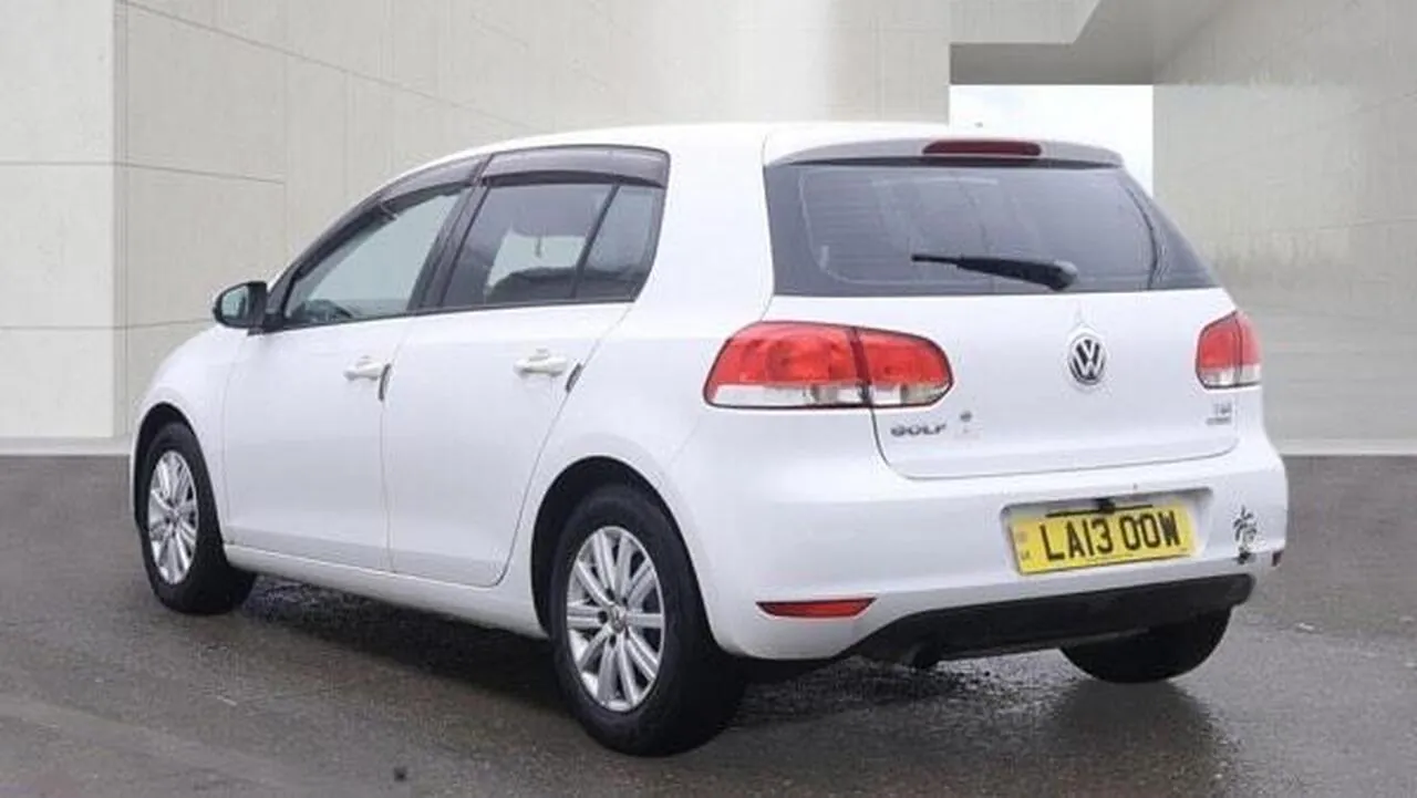 Volkswagen Golf 2023 photo 3