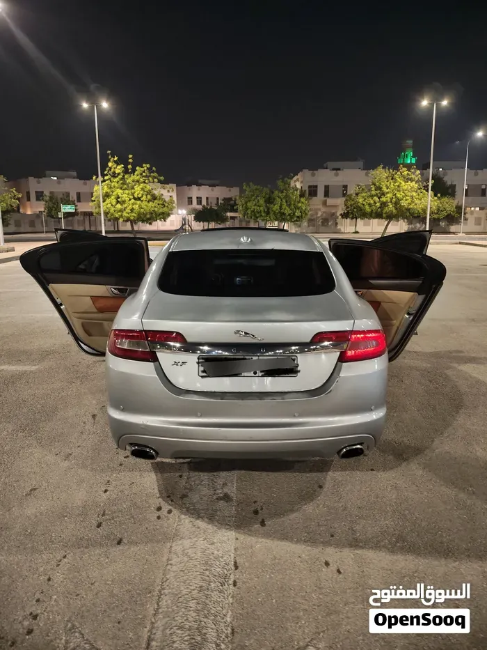 Jaguar Xf 2009 photo 2