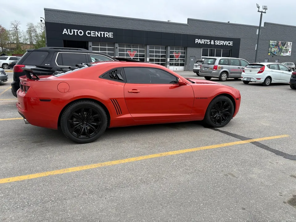 Chevrolet Camaro 2010 photo 2