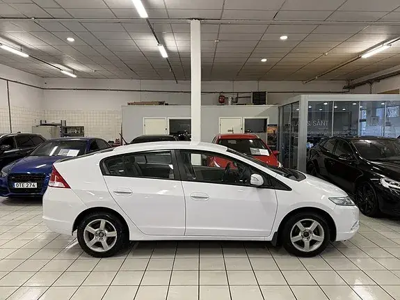 Honda Insight 2010 photo 2