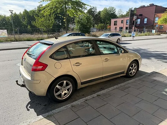 Citroen C4 2007 photo 2
