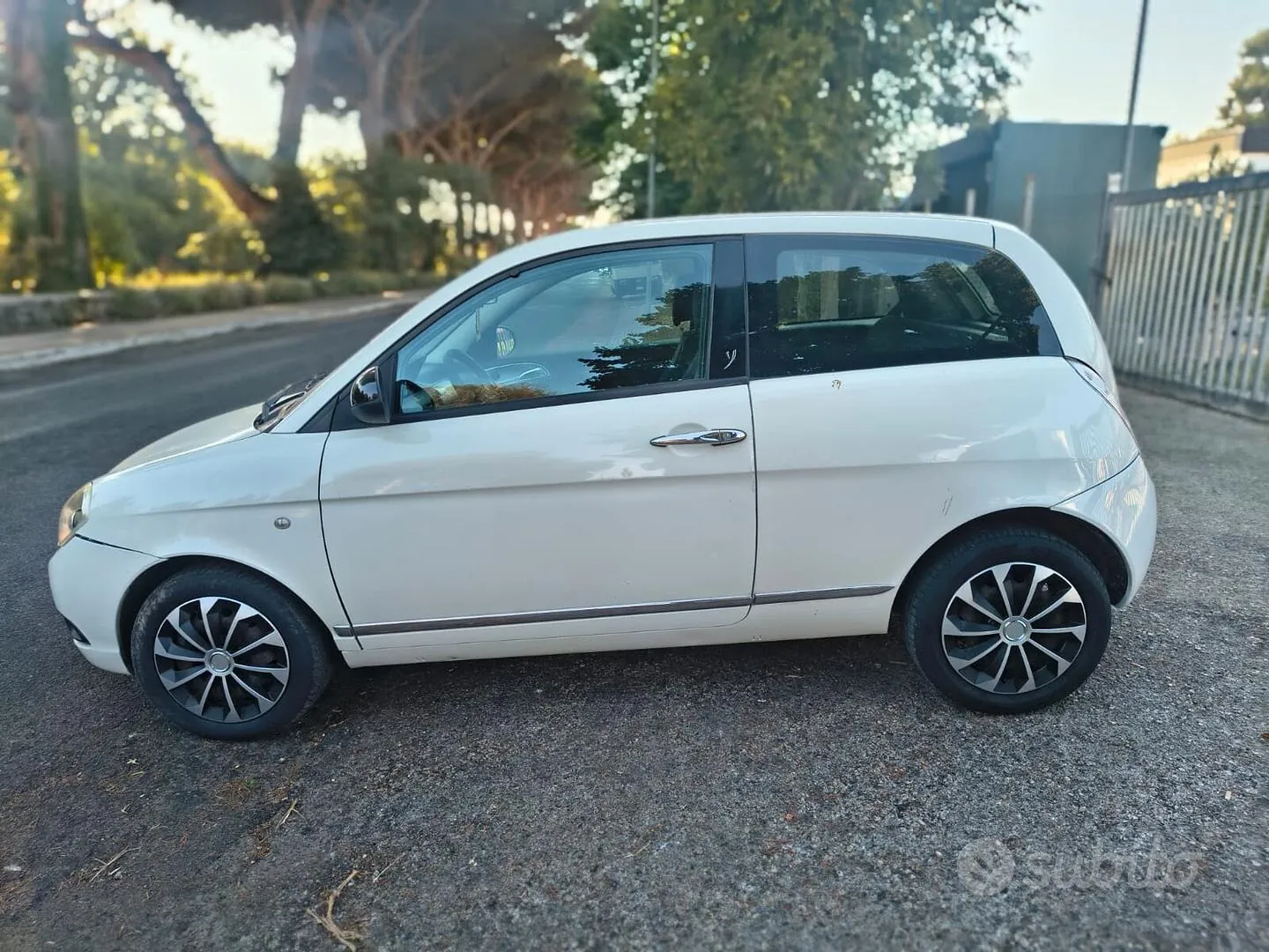 Lancia Ypsilon 2011 photo 4