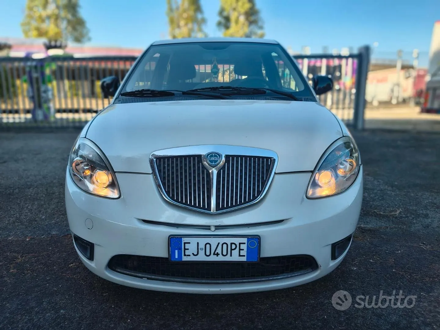 Lancia Ypsilon