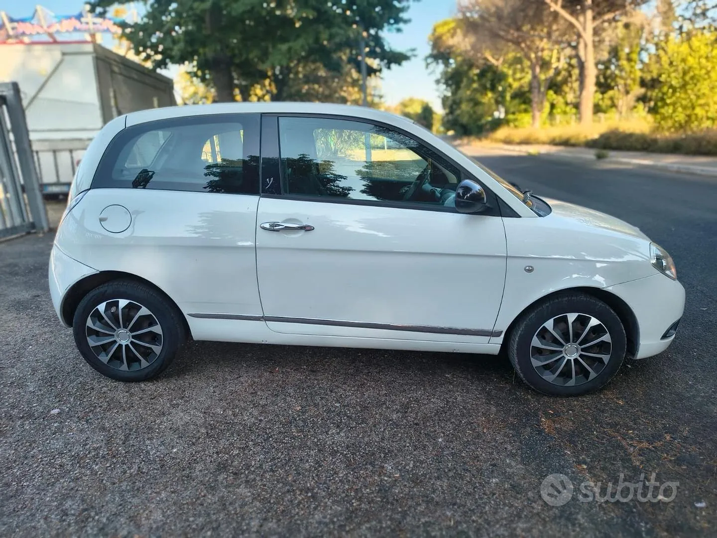 Lancia Ypsilon 2011 photo 5