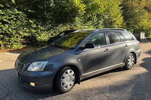Toyota Avensis 2005 photo 5