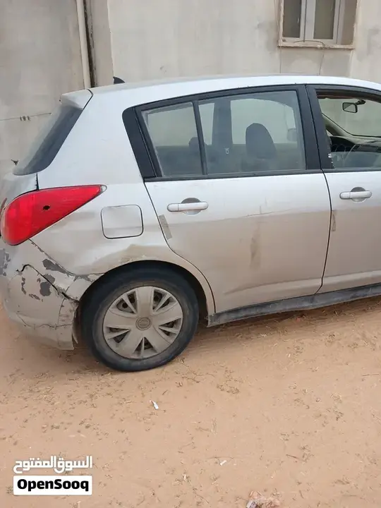 Nissan Tiida