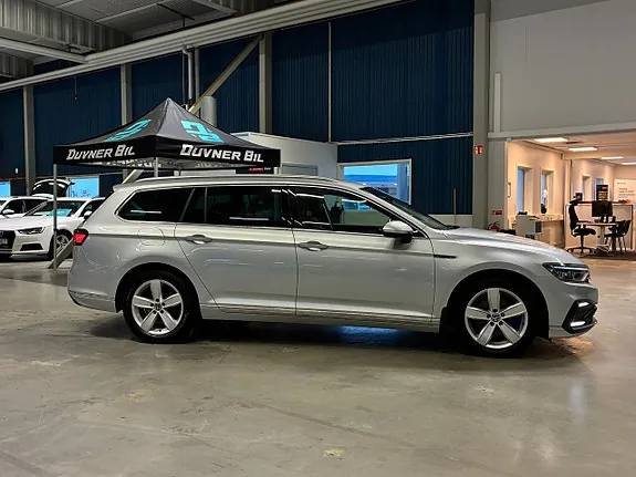 Volkswagen Passat 2023 photo 3