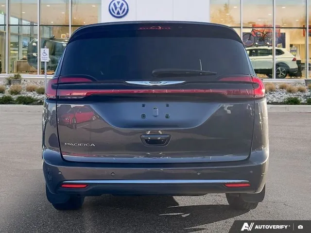 Chrysler Pacifica 2023 photo 4