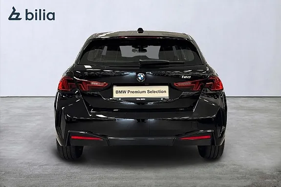BMW 120 2026 photo 4