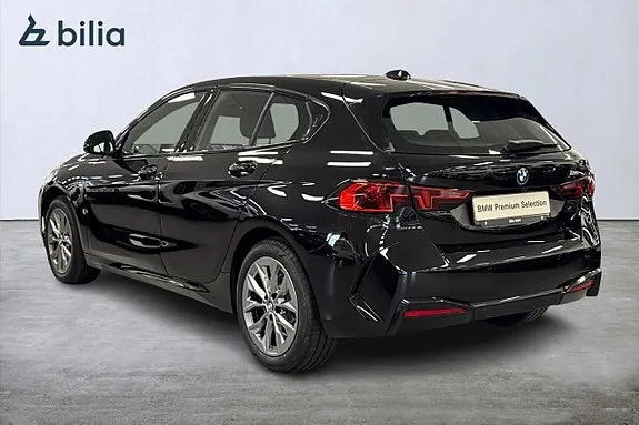 BMW 120 2026 photo 2