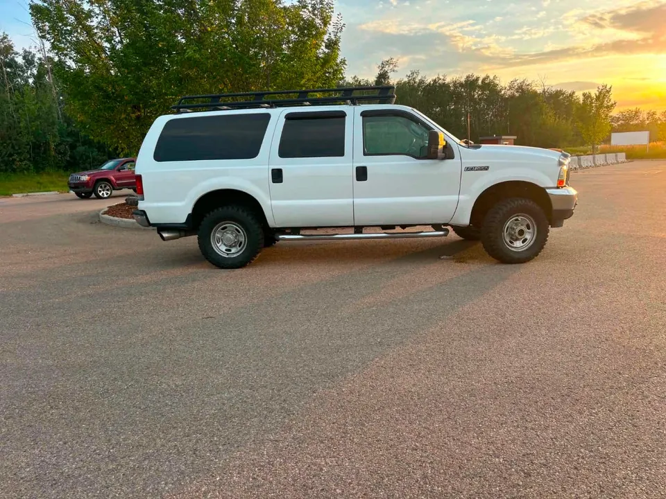 Ford Excursion 2003 photo 4