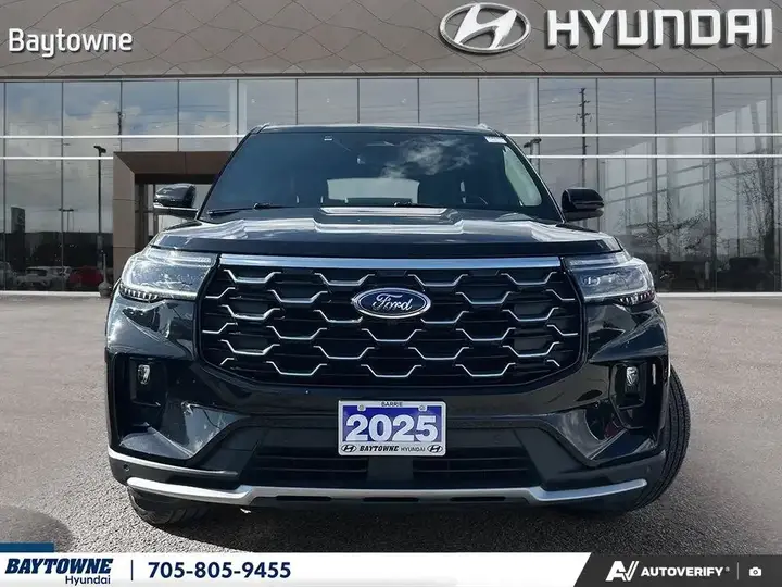 Ford Explorer 2025 photo 3