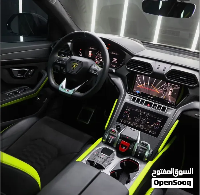 Lamborghini Urus 2022 photo 2