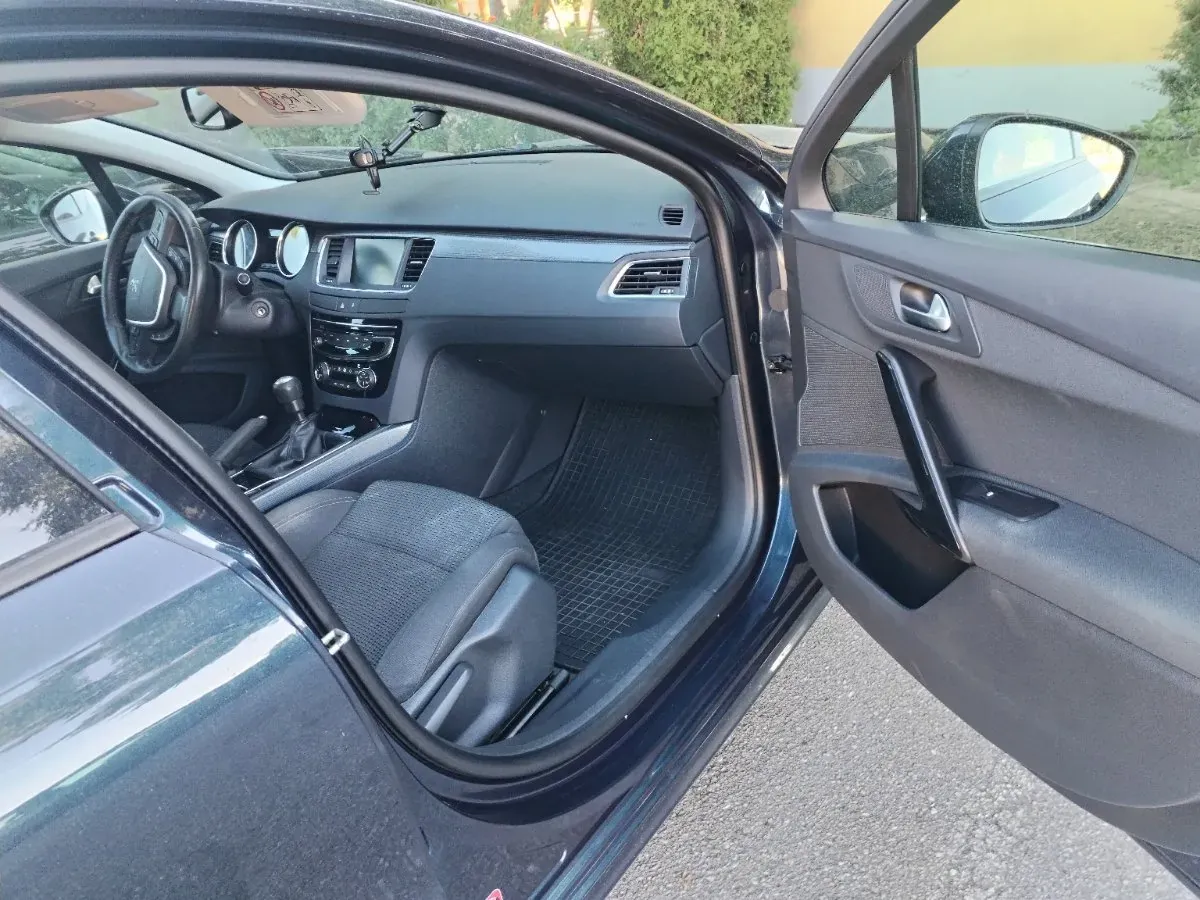 Peugeot 508 2015 photo 3