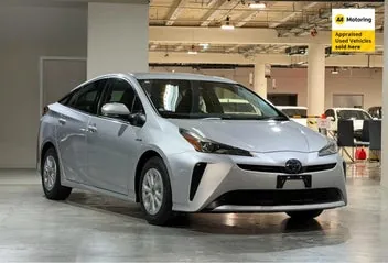 Toyota Prius 2019 photo 2