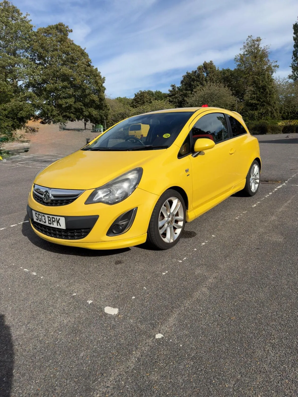 Vauxhall Corsa 2013 photo 2