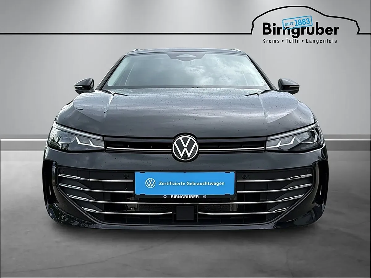 Volkswagen Passat 2025 photo 2