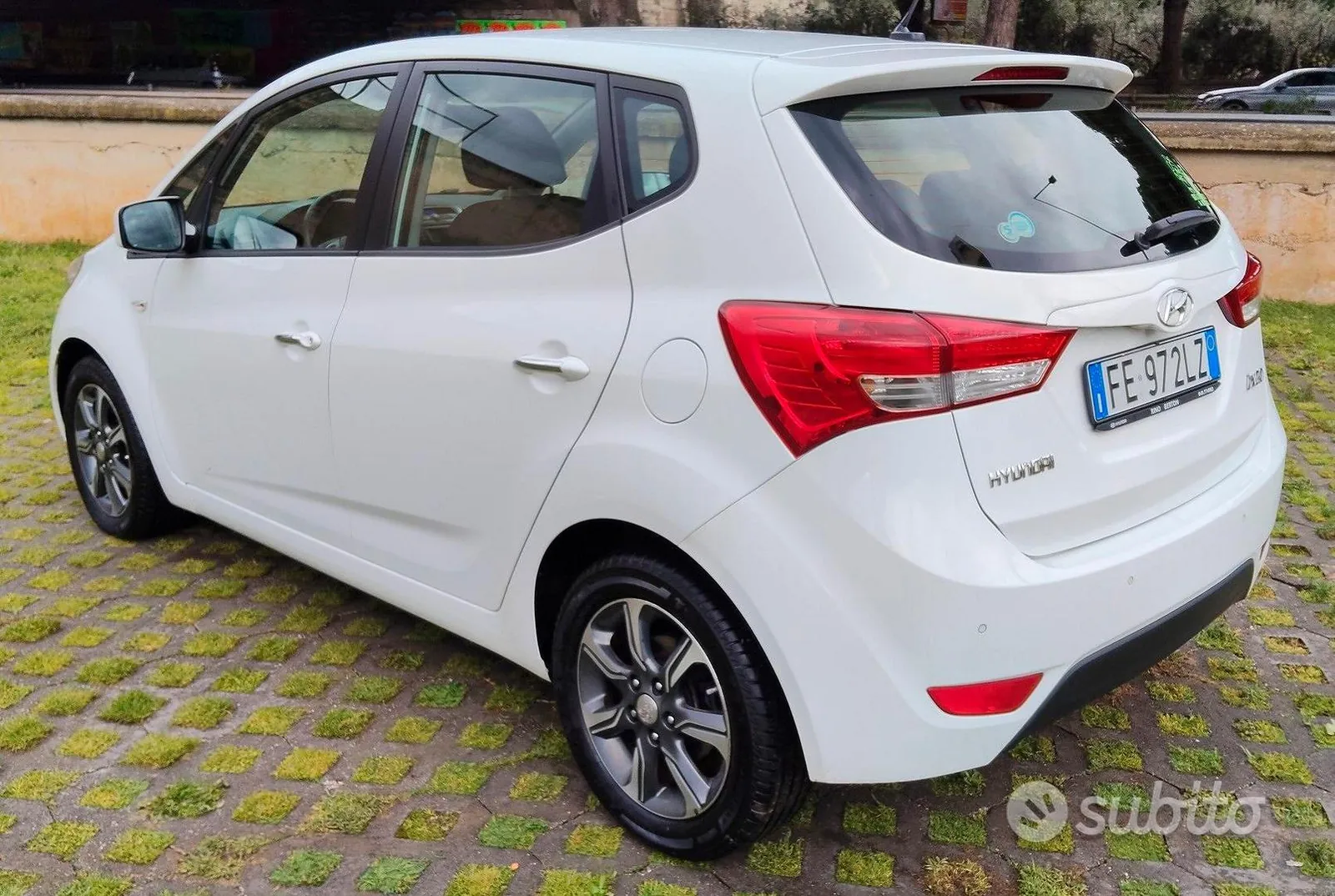 Hyundai Ix20 2016 photo 2