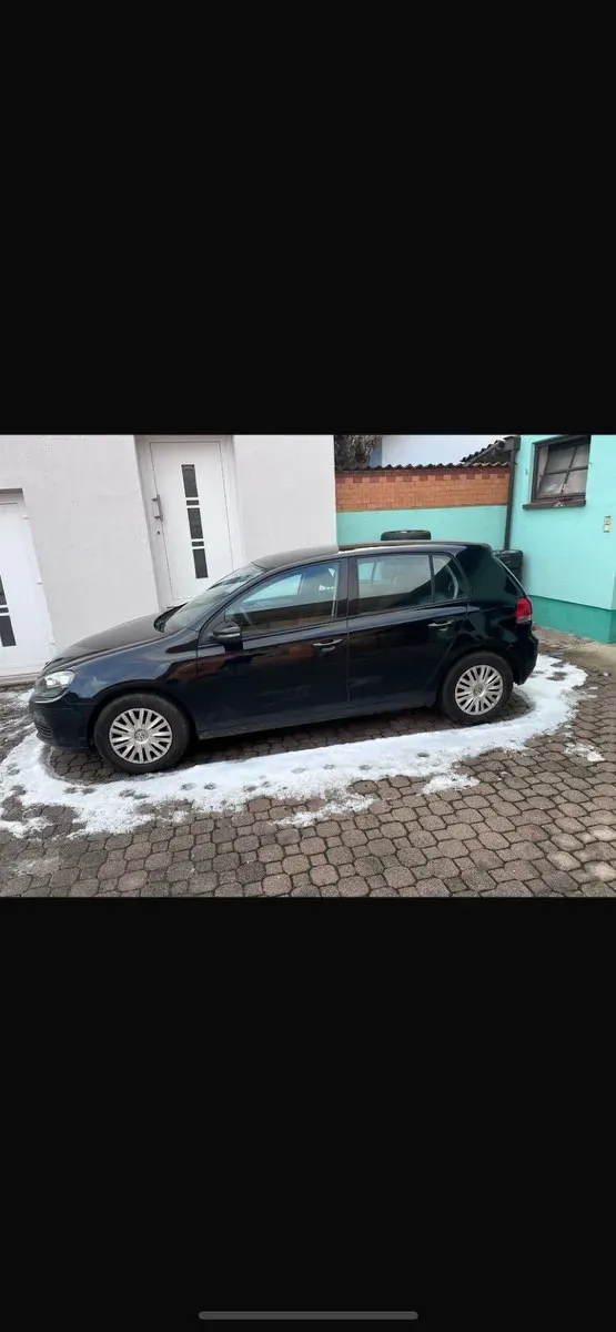 Volkswagen Golf 2010 photo 3