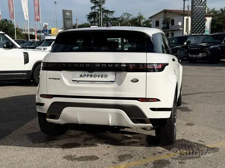 Land Rover Range Rover Evoque 2022 photo 5
