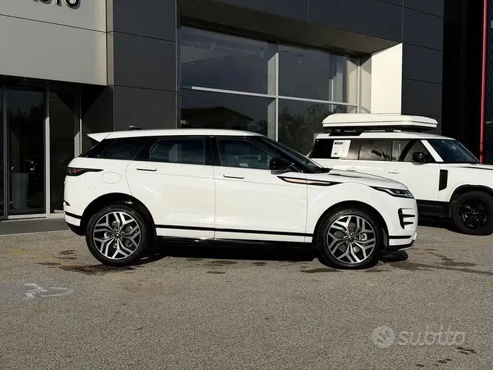 Land Rover Range Rover Evoque 2022 photo 4