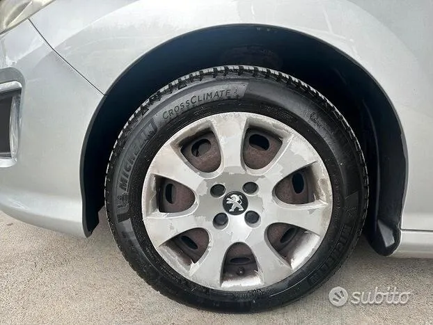 Peugeot 308 2012 photo 5