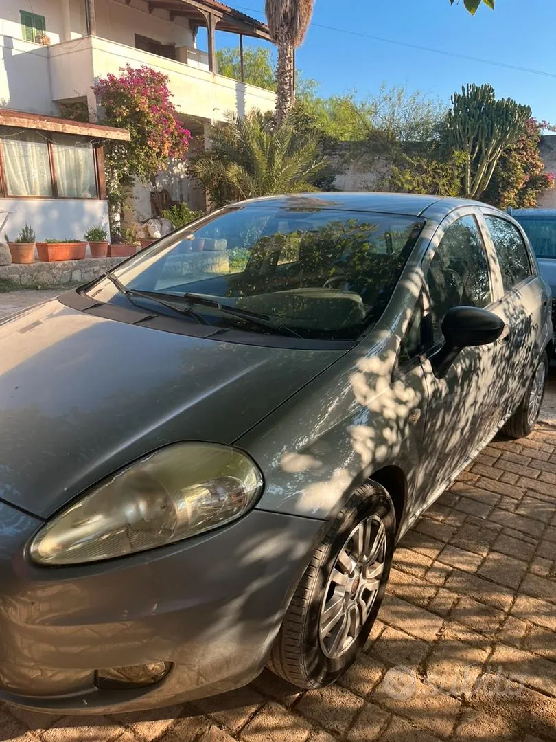 Fiat Grande Punto 2008 photo 4
