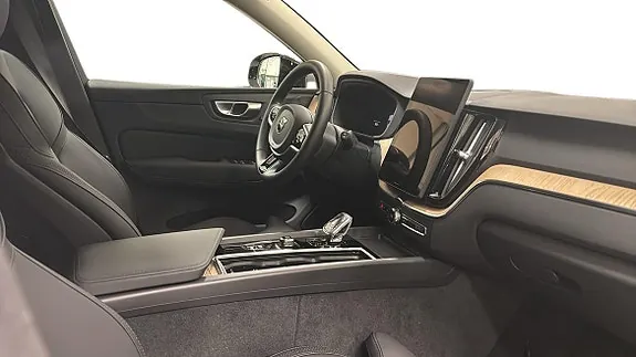 Volvo Xc60 2026 photo 4