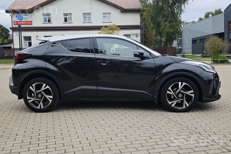 Toyota C-Hr 2022 photo 4