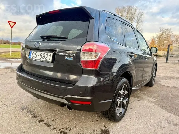 Subaru Forester 2015 photo 5