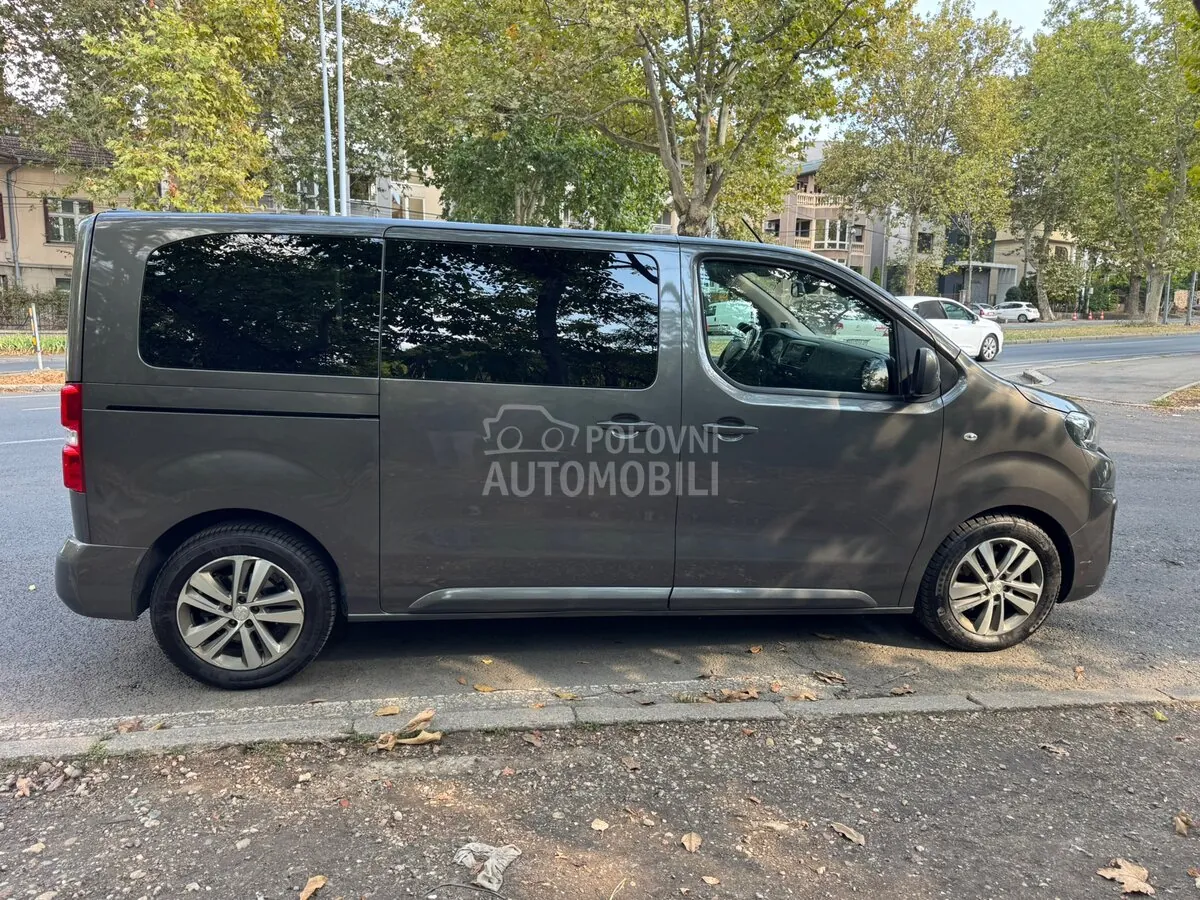 Peugeot Traveller 2019 photo 4
