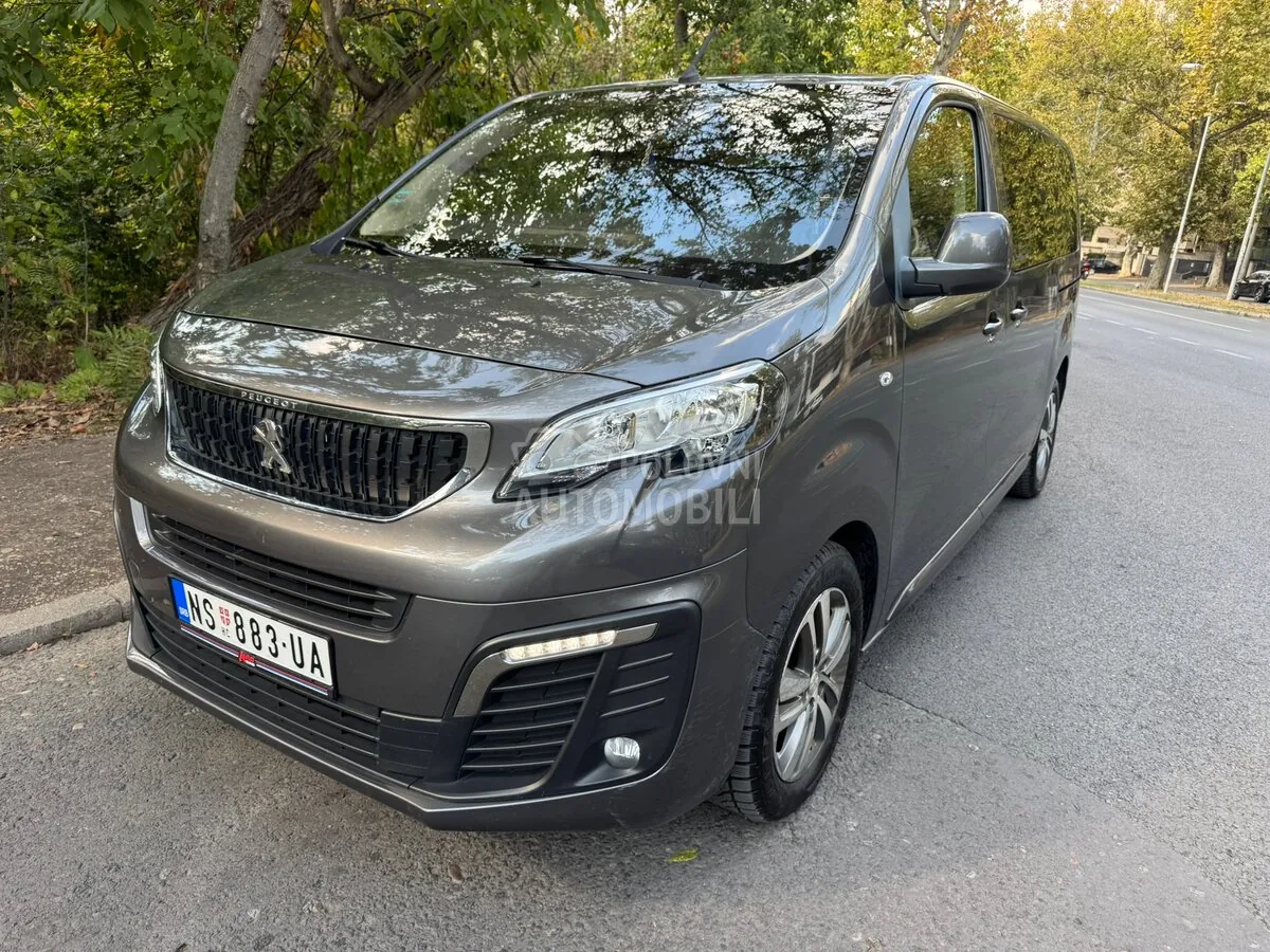 Peugeot Traveller