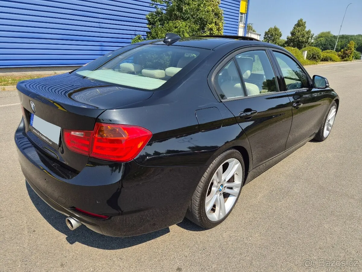 BMW 335I 2012 photo 4