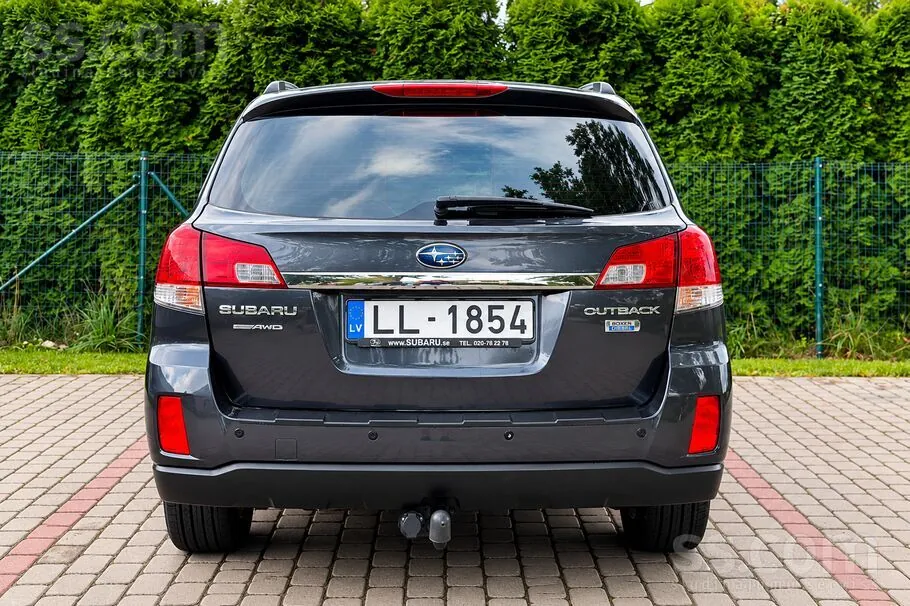 Subaru Legacy 2010 photo 5