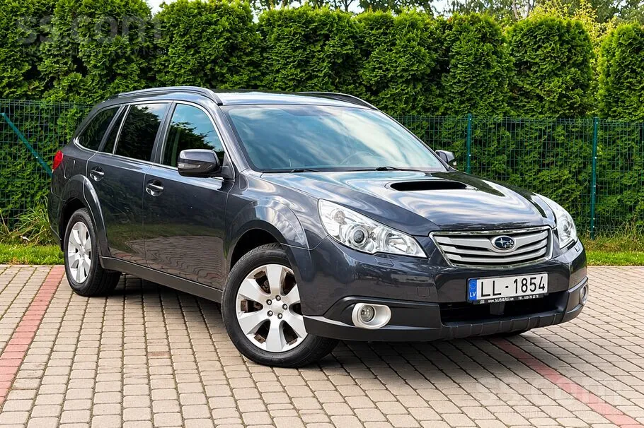 Subaru Legacy 2010 photo 3