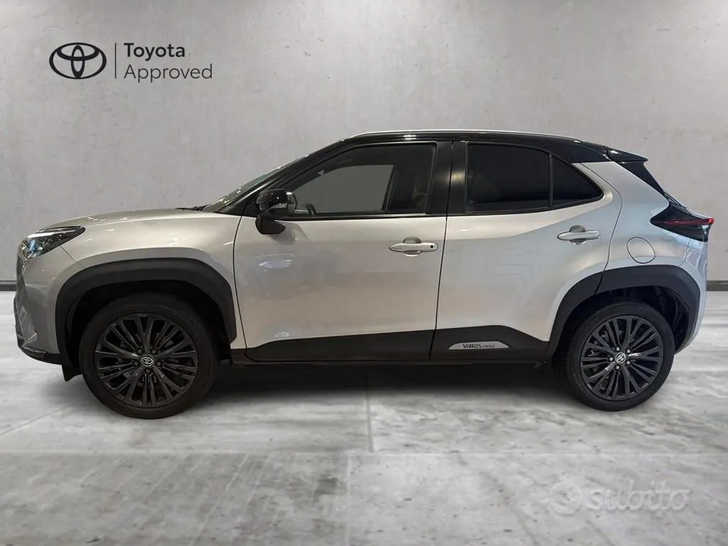 Toyota Yaris Cross 2022 photo 3