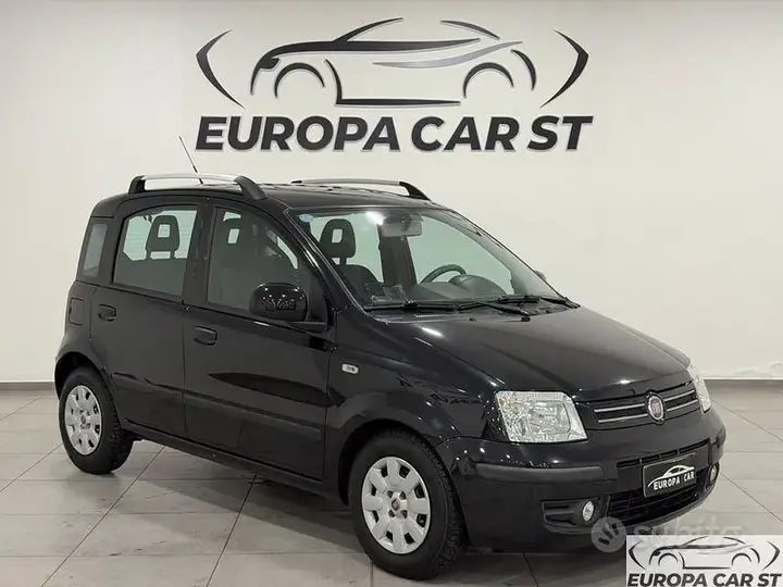 Fiat Panda 2010 photo 2