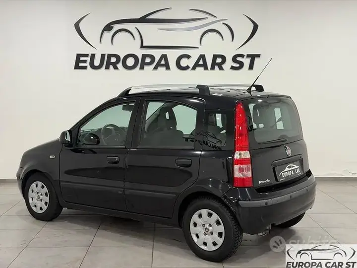 Fiat Panda 2010 photo 4