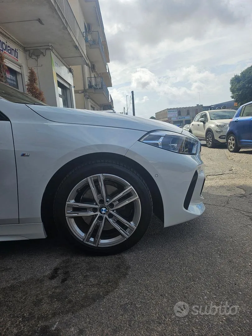 BMW 118D 2020 photo 3
