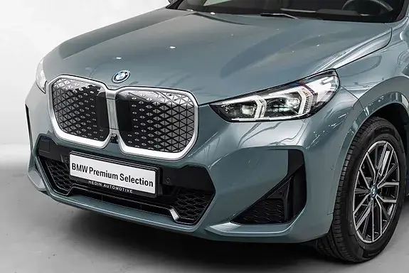 BMW Ix1 2025 photo 5