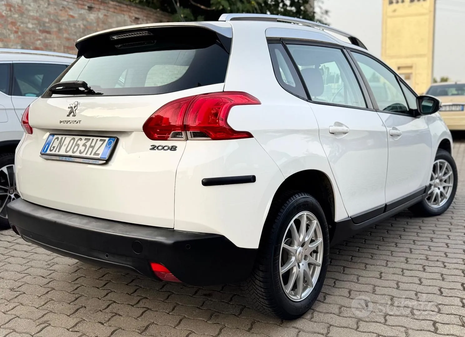Peugeot 2008 2015 photo 4