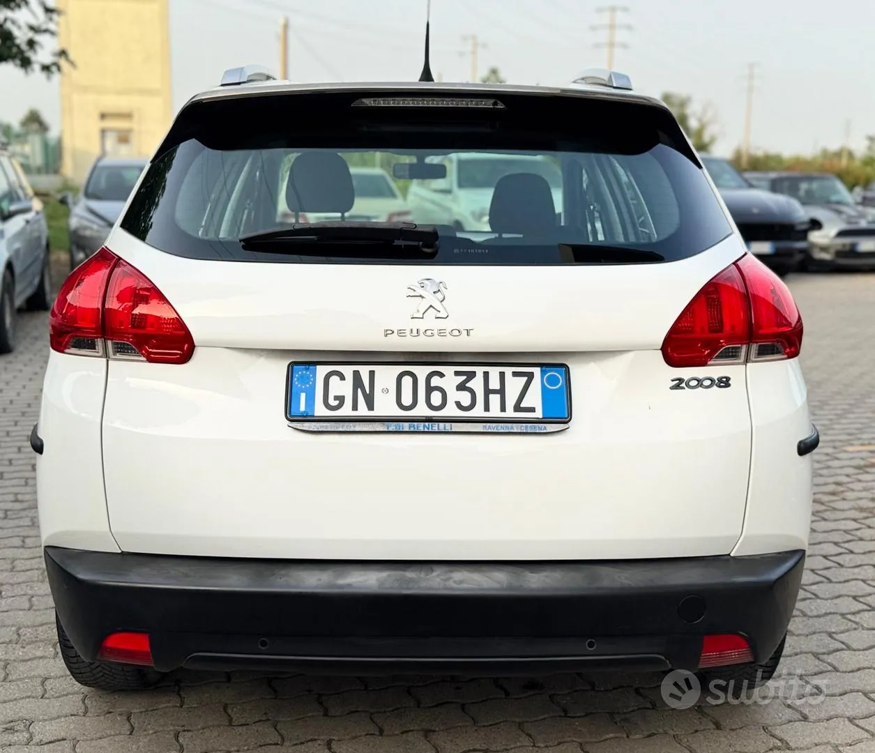 Peugeot 2008 2015 photo 5