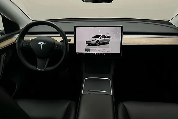 Tesla Model Y 2023 photo 3